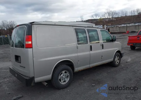 2006 Chevrolet Express Work Van из США, поврежденный, VIN 1GCFG15XX61152517